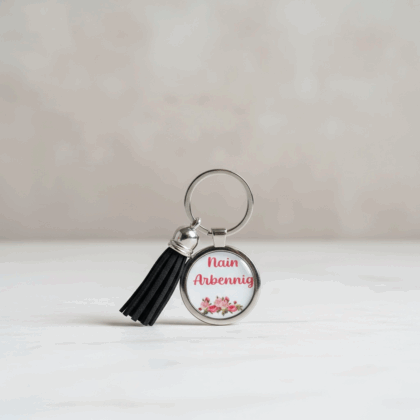 Nain arbennig- amazing grandmother welsh keyring